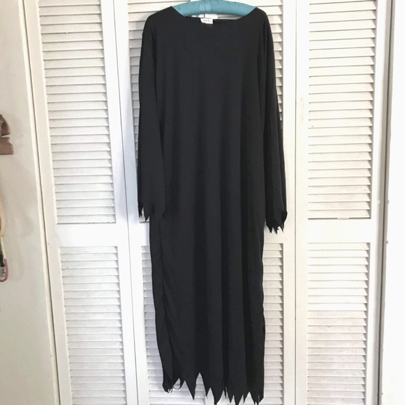 Grim Reaper Black Halloween Robe with plastic Sythe one size - Picture 3 of 16